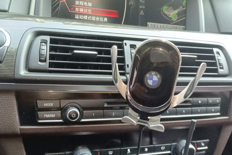 Used BMW 5 Series 2014 525Li Luxury Design Package Audio And AC Panel