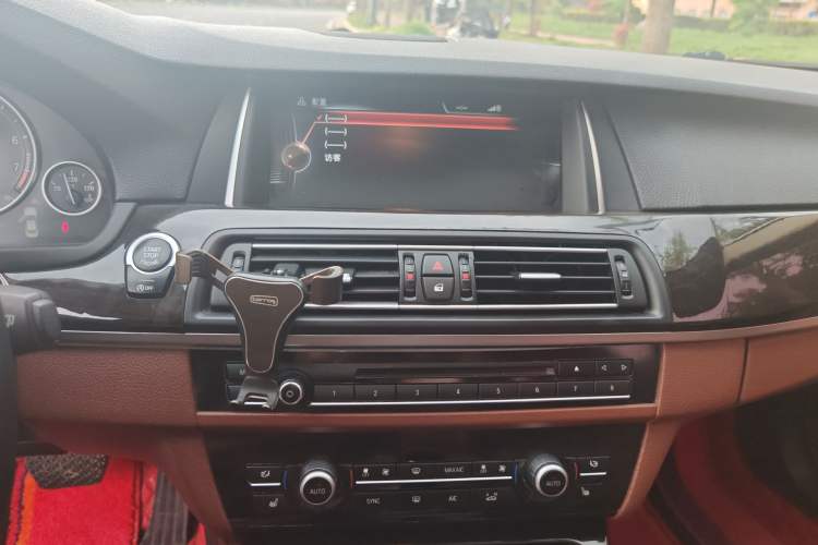 Used BMW 5 Series 2014 528Li Leading Model Audio And AC Panel
