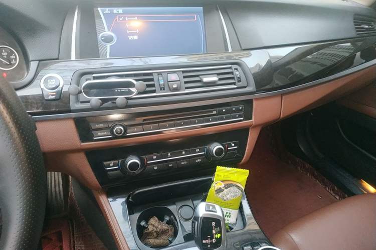 Used BMW 5 Series 2014 525Li Leading Model Audio And AC Panel