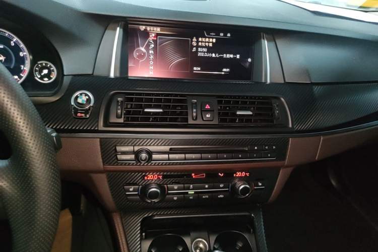 Used BMW 5 Series 2014 525Li Luxury Design Package Audio And AC Panel