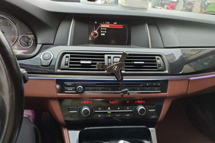 Used BMW 5 Series 2014 520Li Elegant Model Audio And AC Panel
