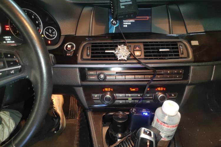 Used BMW 5 Series 2014 525Li Leading Model Audio And AC Panel