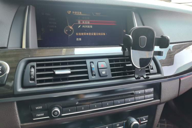 Used BMW 5 Series 2014 525Li Luxury Design Package Audio And AC Panel