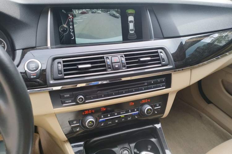 Used BMW 5 Series 2014 535Li Executive Model Style Design Package Audio And AC Panel