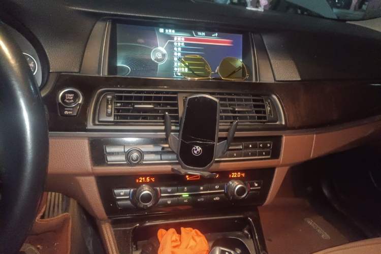 Used BMW 5 Series 2014 528Li Leading Model Audio And AC Panel