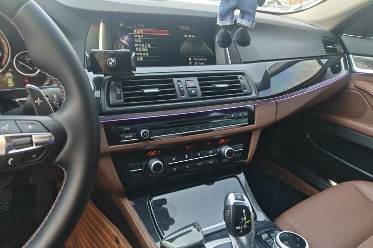 Used BMW 5 Series 2014 520Li Elegant Model Audio And AC Panel