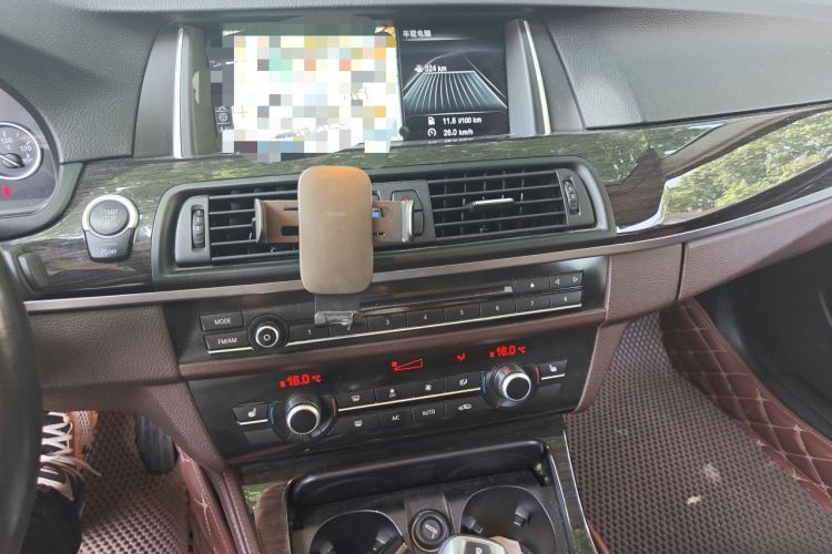 Used BMW 5 Series 2014 525Li Luxury Design Package Audio And AC Panel