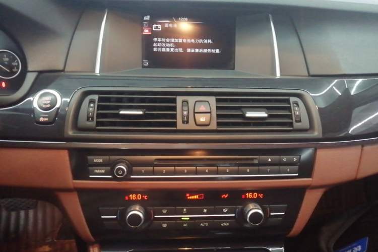 Used BMW 5 Series 2014 520Li Elegant Model Audio And AC Panel