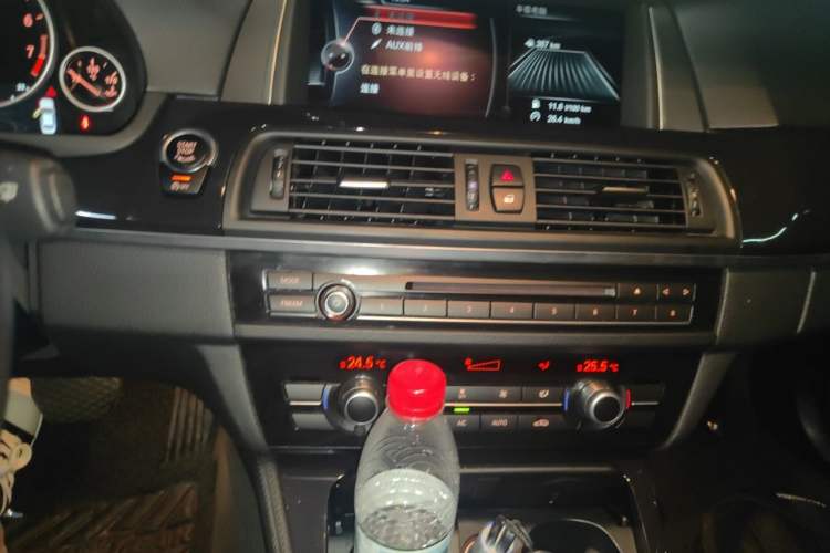 Used BMW 5 Series 2014 520Li Elegant Model Audio And AC Panel