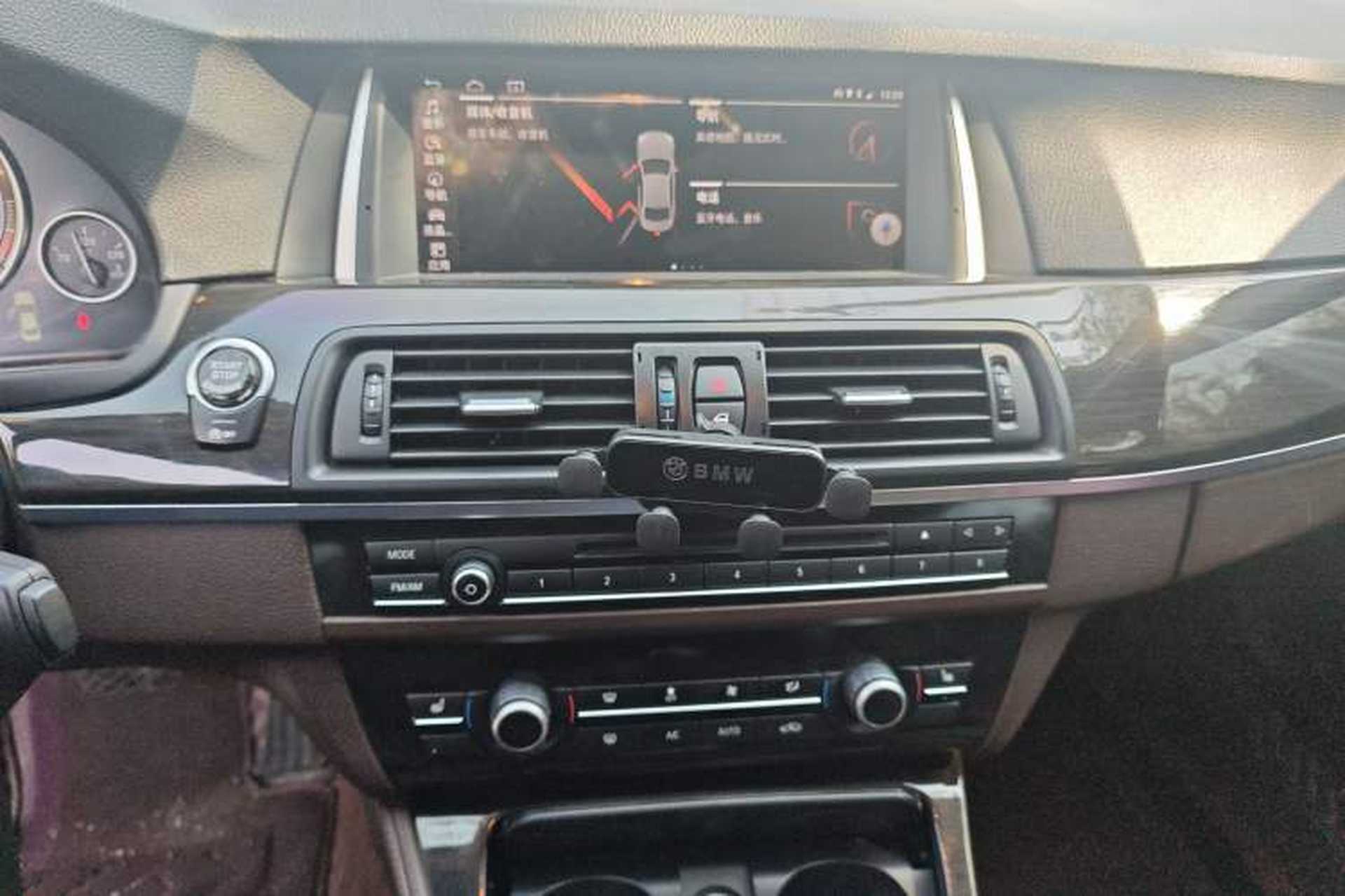 Used BMW 5 Series 2014 525Li Luxury Design Package Audio And AC Panel