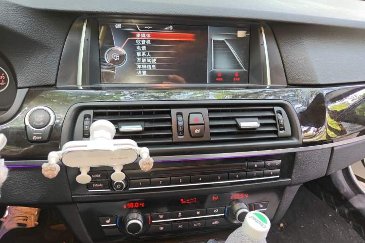 Used BMW 5 Series 2014 525Li Leading Model Audio And AC Panel