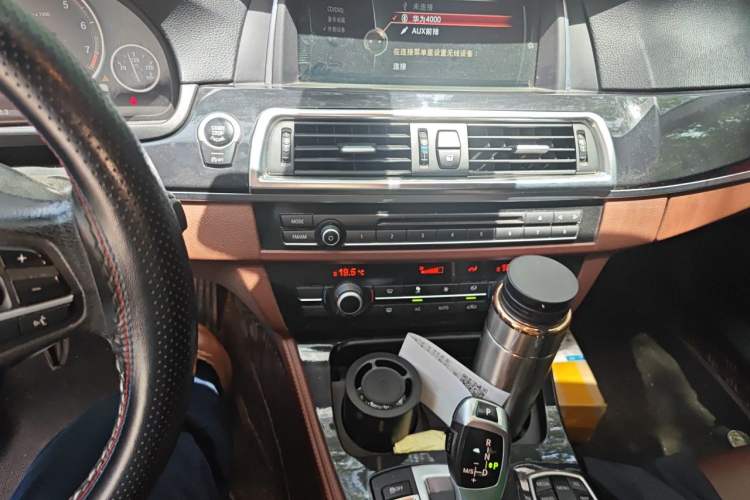 Used BMW 5 Series 2014 520Li Elegant Model Audio And AC Panel