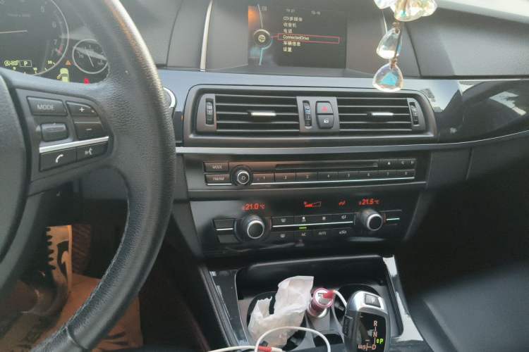 Used BMW 5 Series 2014 520Li Elegant Model Audio And AC Panel