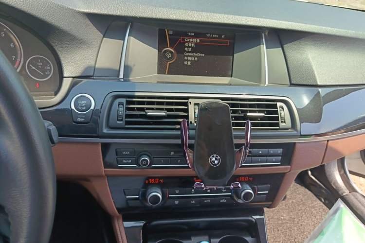 Used BMW 5 Series 2014 520Li Elegant Model Audio And AC Panel