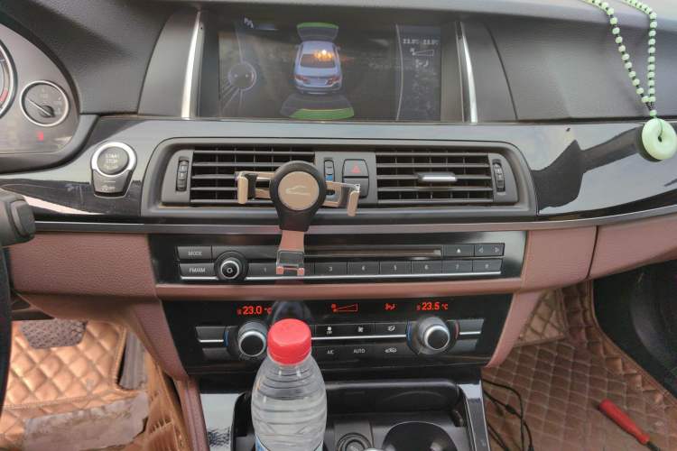 Used BMW 5 Series 2014 520Li Elegant Model Audio And AC Panel