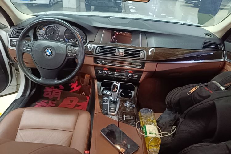 Used BMW 5 Series 2014 525Li Leading Model Center Console