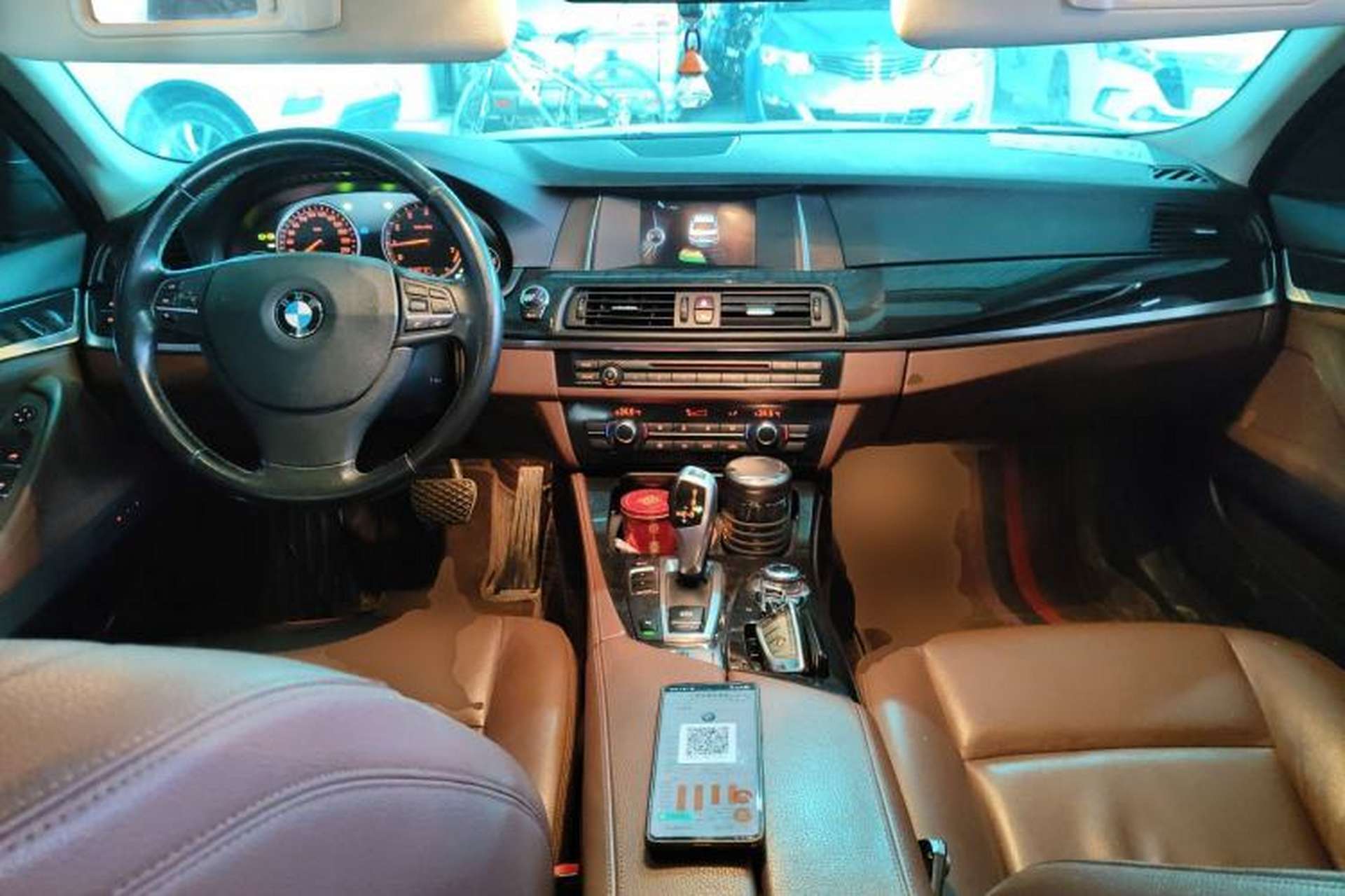 Used BMW 5 Series 2014 520i Elegant Edition Center Console