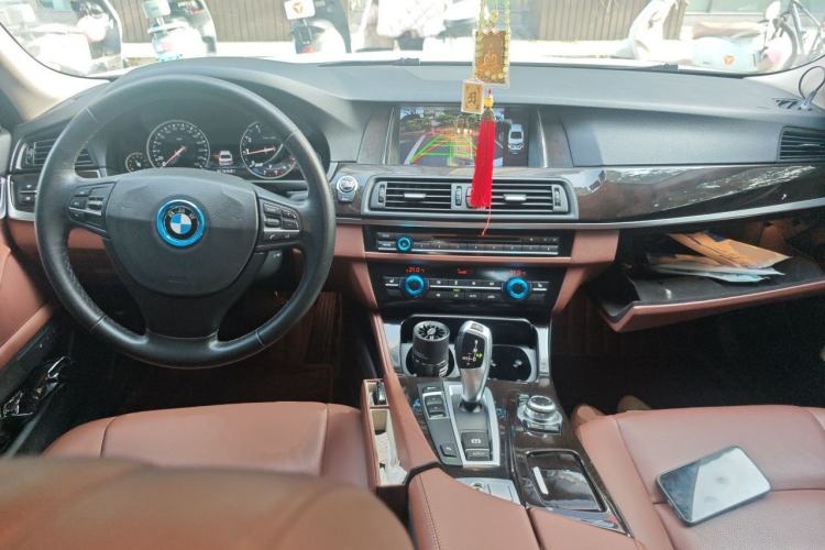 Used BMW 5 Series 2014 525Li Leading Model Center Console