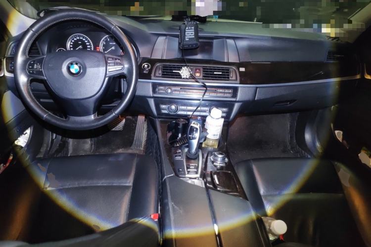 Used BMW 5 Series 2014 525Li Leading Model Center Console