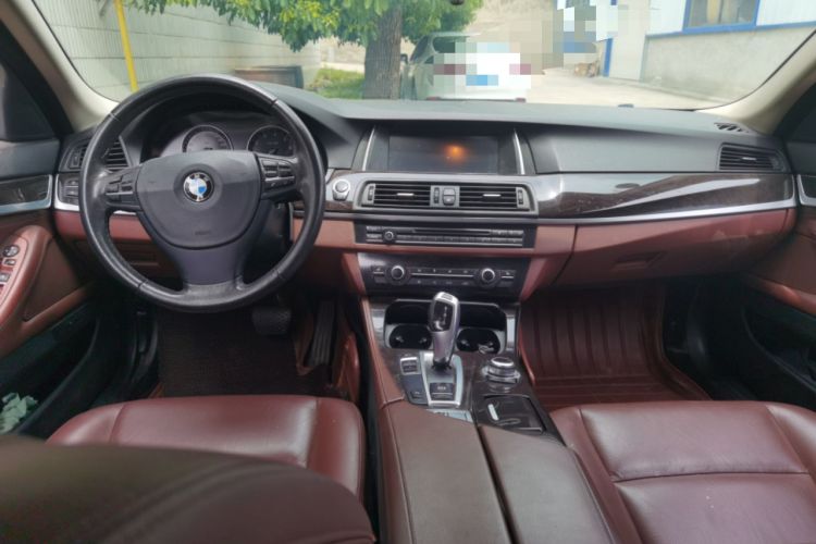 Used BMW 5 Series 2014 525Li Leading Model Center Console