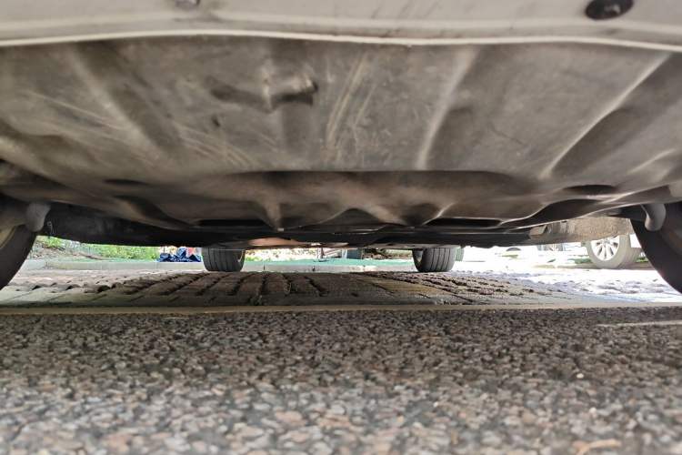 Used BMW 5 Series 2014 528Li Leading Model Chassis Front