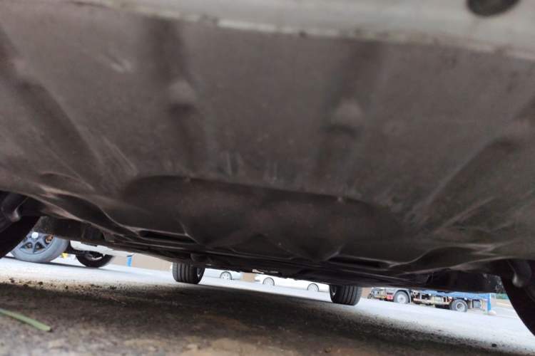Used BMW 5 Series 2014 525Li Luxury Design Package Chassis Front
