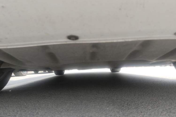 Used BMW 5 Series 2014 525Li Luxury Design Package Chassis Front
