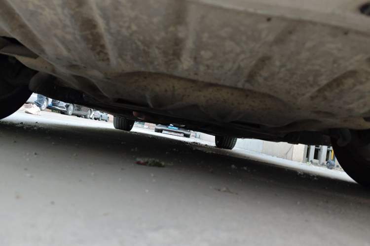 Used BMW 5 Series 2014 525Li Luxury Design Package Chassis Front