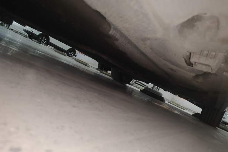 Used BMW 5 Series 2014 520Li Elegant Model Chassis Front Left
