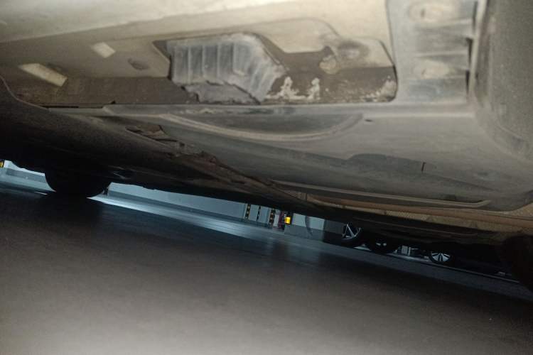 Used BMW 5 Series 2014 525Li Luxury Design Package Chassis Front Left