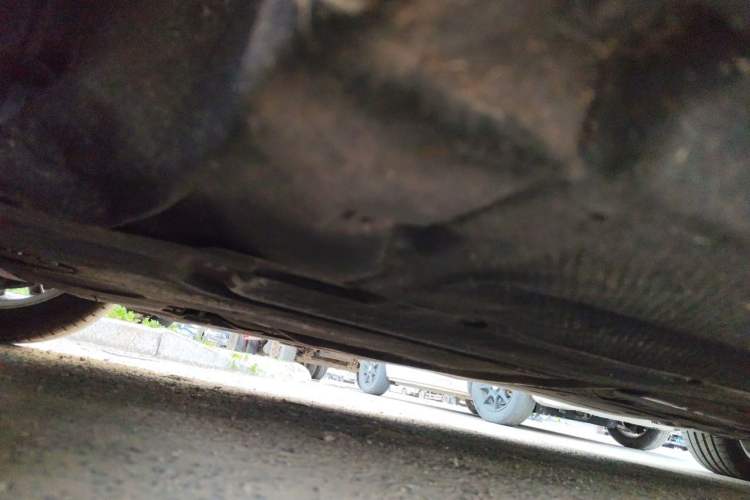 Used BMW 5 Series 2014 525Li Luxury Design Package Chassis Front Left