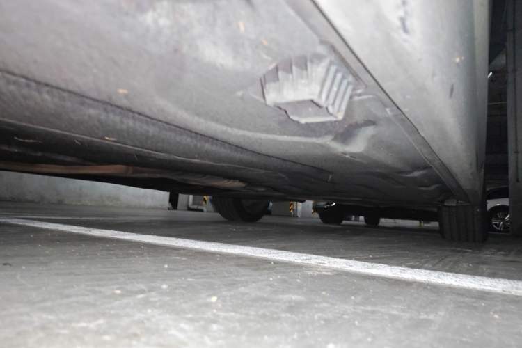 Used BMW 5 Series 2014 528Li Leading Model Chassis Front Left