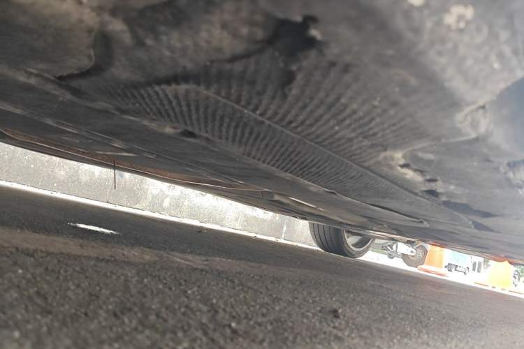 Used BMW 5 Series 2014 525Li Luxury Design Package Chassis Front Left