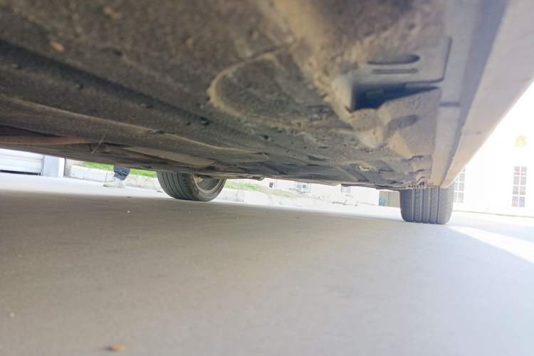 Used BMW 5 Series 2014 520Li Elegant Model Chassis Front Left
