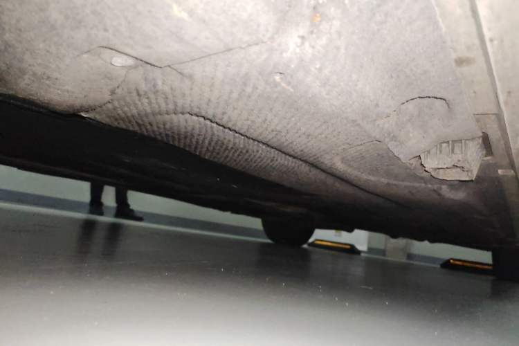 Used BMW 5 Series 2014 520Li Elegant Model Chassis Front Left