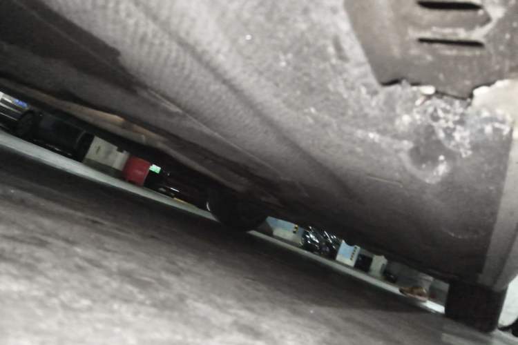 Used BMW 5 Series 2014 525Li Luxury Design Package Chassis Front Left