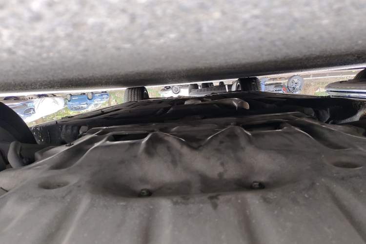 Used BMW 5 Series 2014 525Li Luxury Design Package Chassis Front