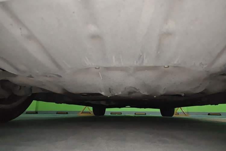 Used BMW 5 Series 2014 525Li Luxury Design Package Chassis Front