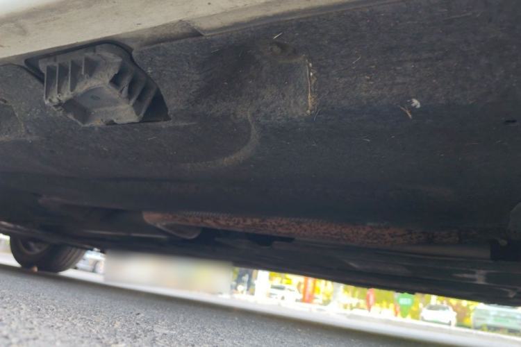 Used BMW 5 Series 2014 520Li Elegant Model Chassis Front Right