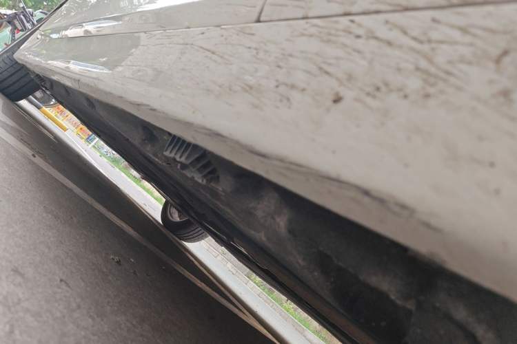 Used BMW 5 Series 2014 525Li Luxury Design Package Chassis Front Right