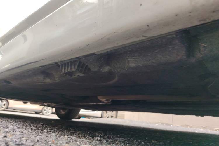 Used BMW 5 Series 2014 525Li Leading Model Chassis Front Right