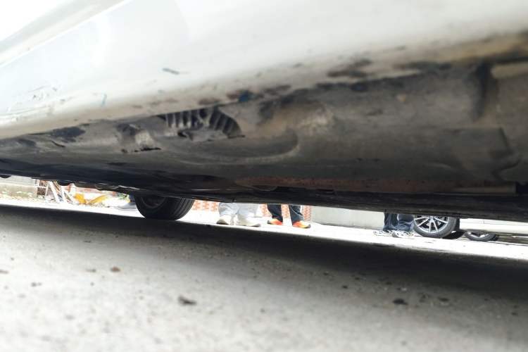 Used BMW 5 Series 2014 525Li Leading Model Chassis Front Right