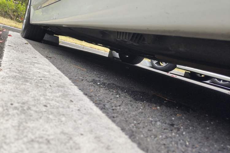 Used BMW 5 Series 2014 520i Touring Edition Chassis Front Right