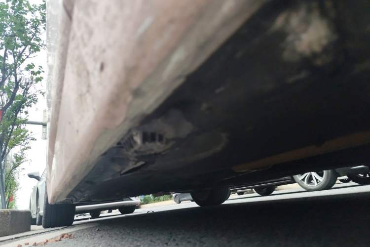Used BMW 5 Series 2014 528Li Leading Model Chassis Front Right