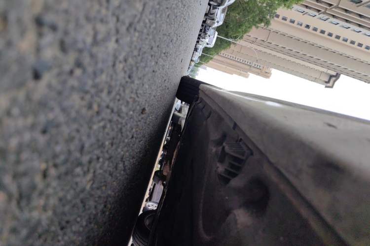 Used BMW 5 Series 2014 525Li Luxury Design Package Chassis Front Right