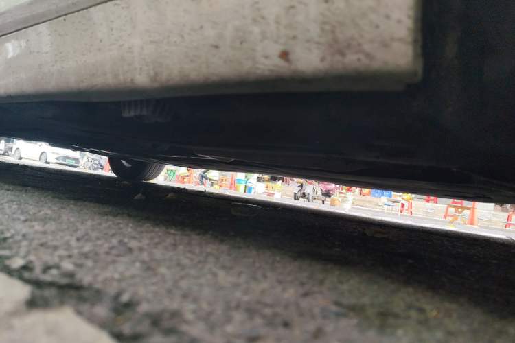 Used BMW 5 Series 2014 520Li Elegant Model Chassis Front Right