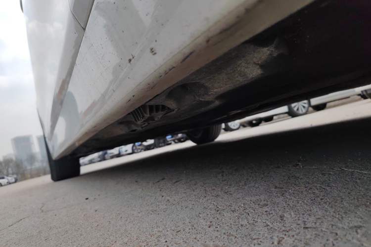 Used BMW 5 Series 2014 525Li Leading Model Chassis Front Right