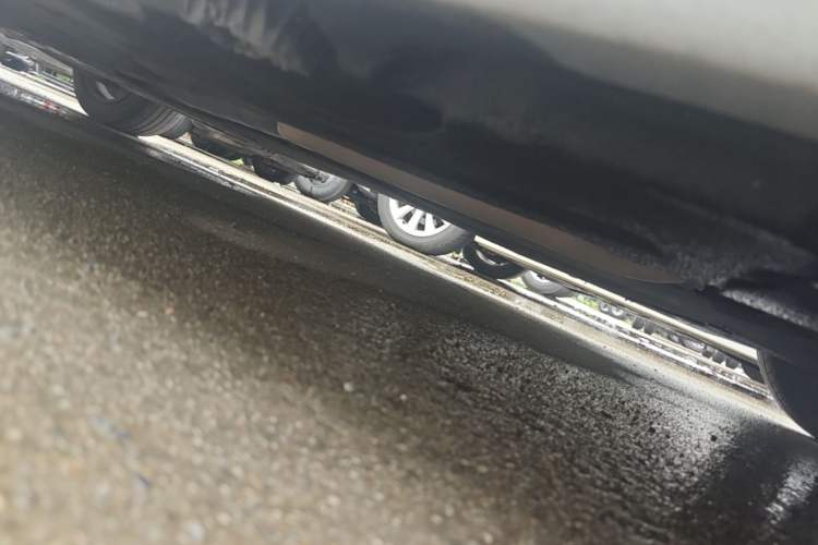 Used BMW 5 Series 2014 520Li Elegant Model Chassis Front Right