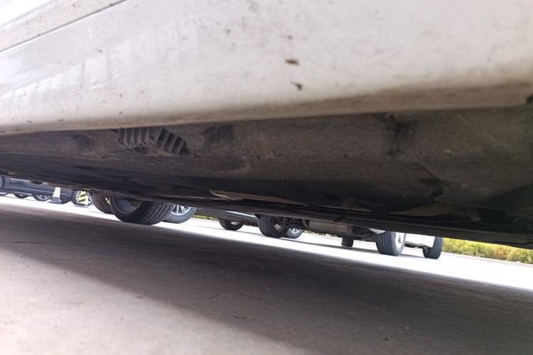 Used BMW 5 Series 2014 520Li Elegant Model Chassis Front Right