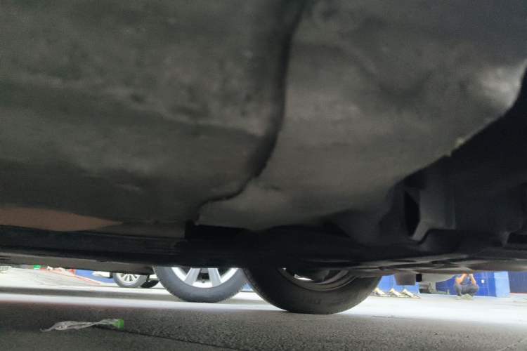 Used BMW 5 Series 2014 520Li Elegant Model Chassis Front Right